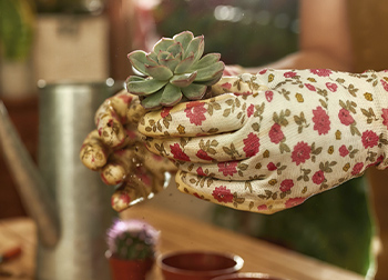 Cool Gardening Gloves